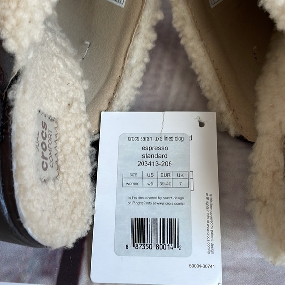 Crocs Luxe Lined Clog in size 9 - Picture 12 of 16